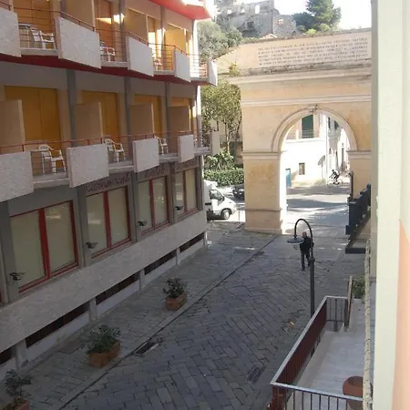 Grand Moroni Hotel Finale Ligure