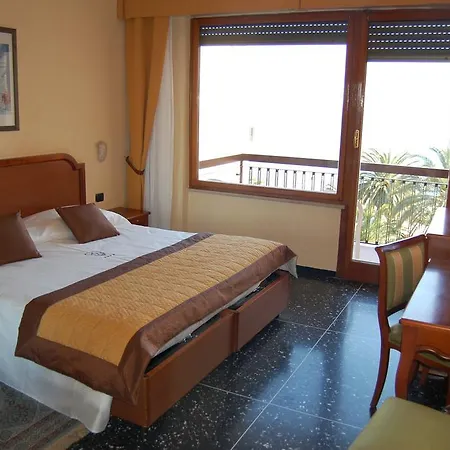 Grand Moroni Hotel Finale Ligure
