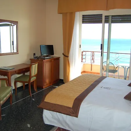Hotel Grand Moroni