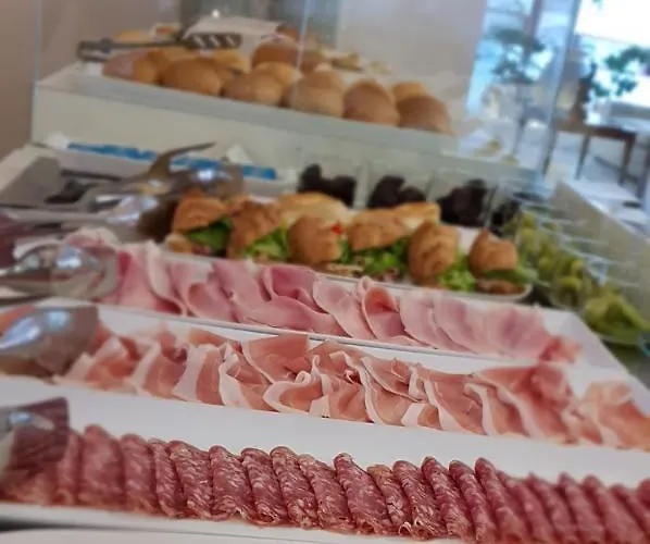 酒店 莫罗尼大酒店 4*