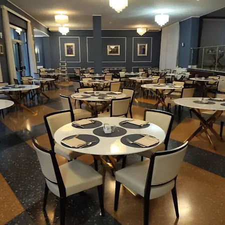 莫罗尼大酒店 菲纳莱利古雷